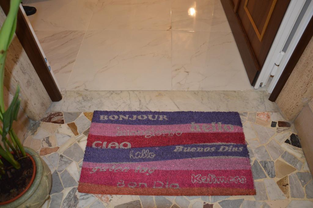 B&B Ad Maiora Roma Buitenkant foto